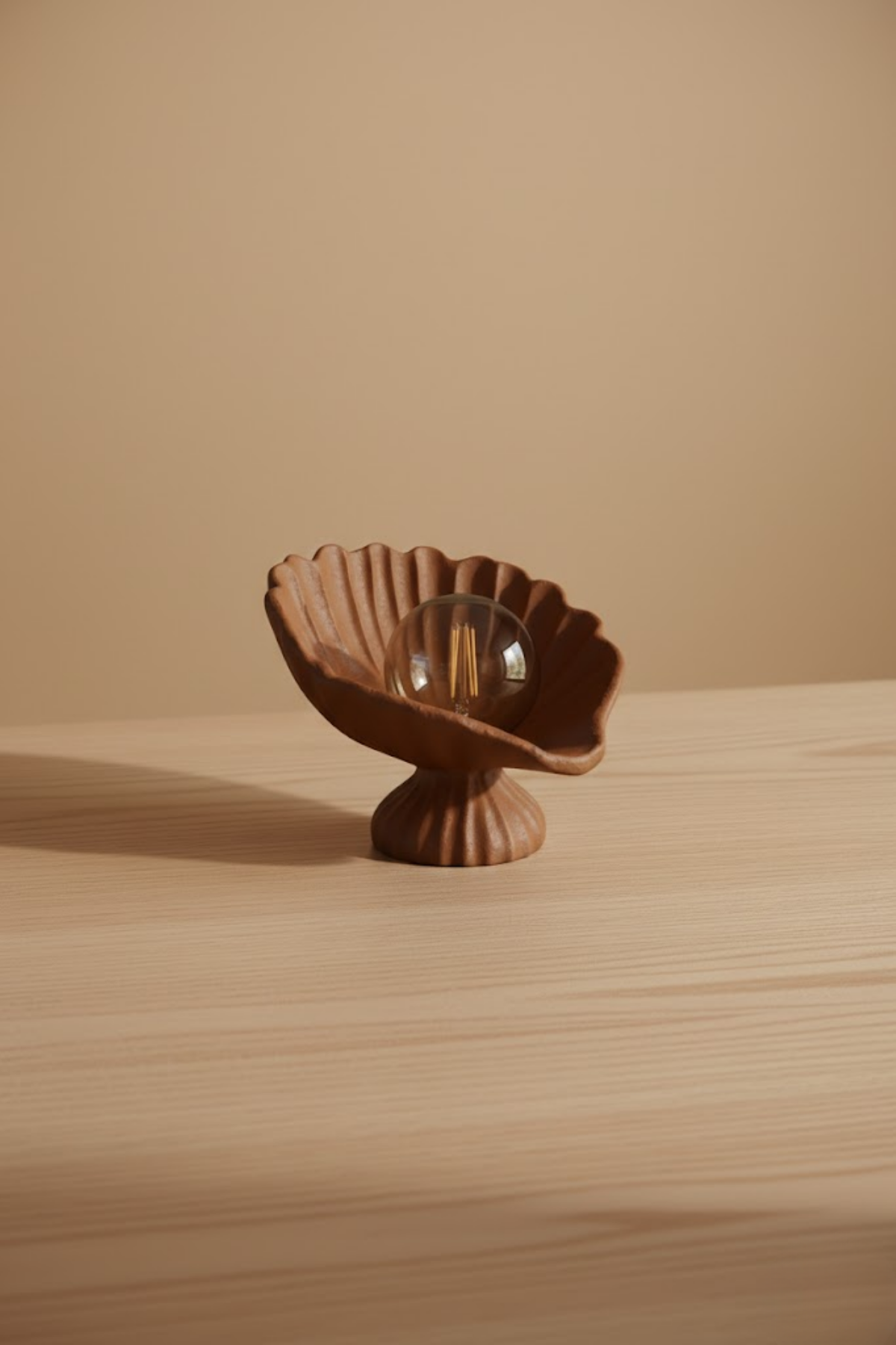Seashell Lampshade Concrete Textured Modern Night Light | Decorative Desktop Lighting 25 x 20 cm Brown