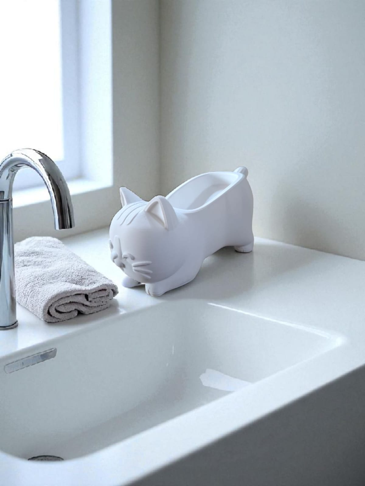 Decorative White Cat Figured Soap Dish & Sponge Holder Stylish a